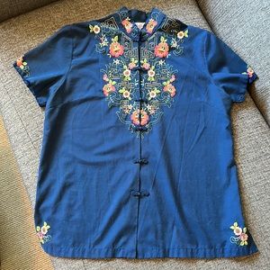 Vintage Hand Embroidered Asian Style Top size M